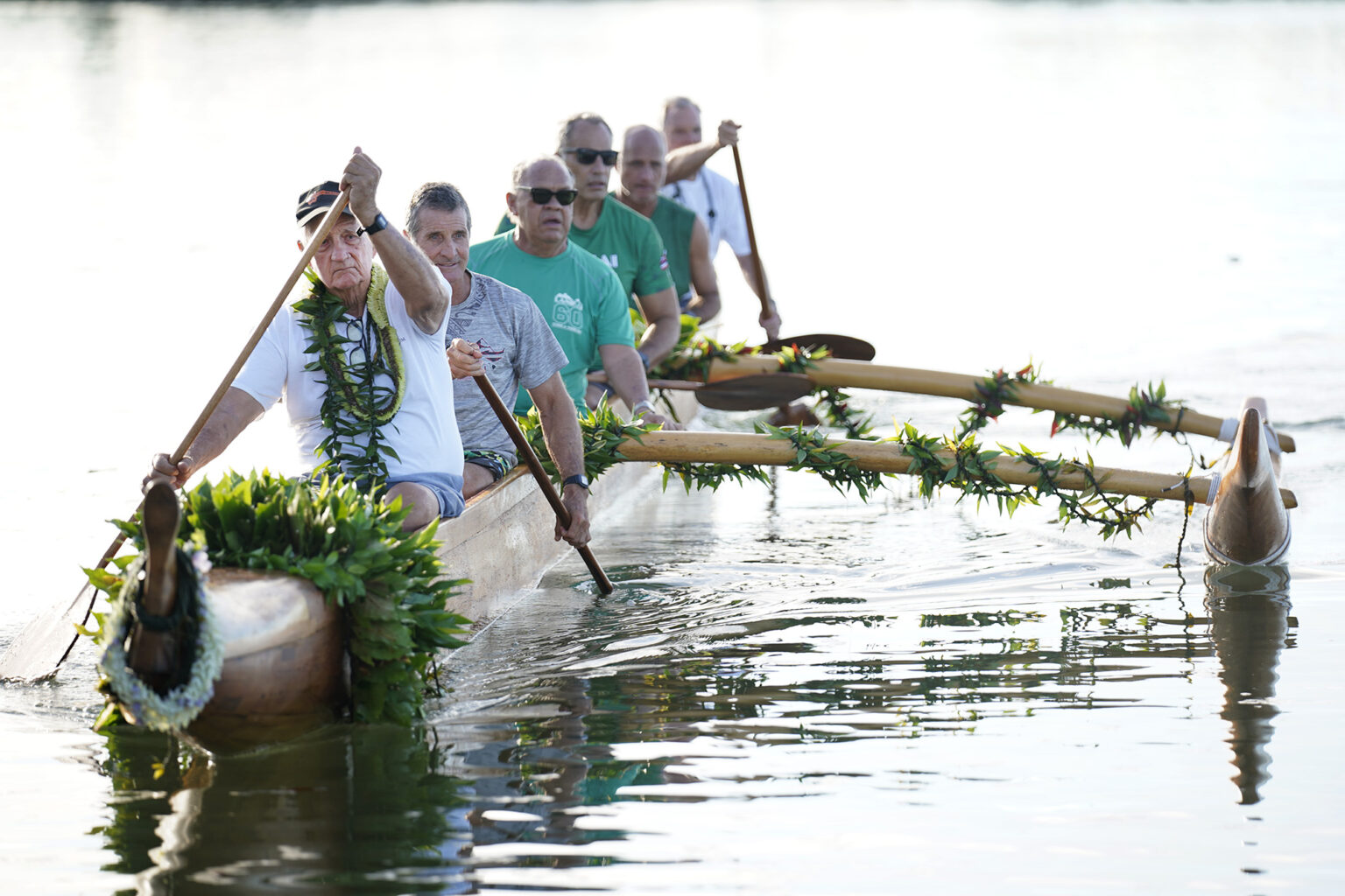Prince Kuhio Aa Ceremony paddlers